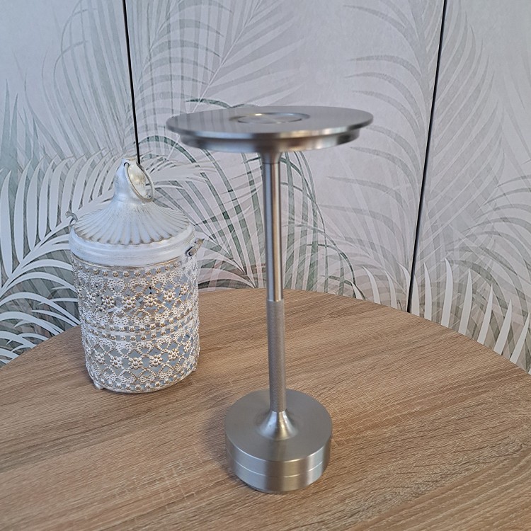 Cód. 3286-Lámpara de mesa sin cable acero pintado níquel