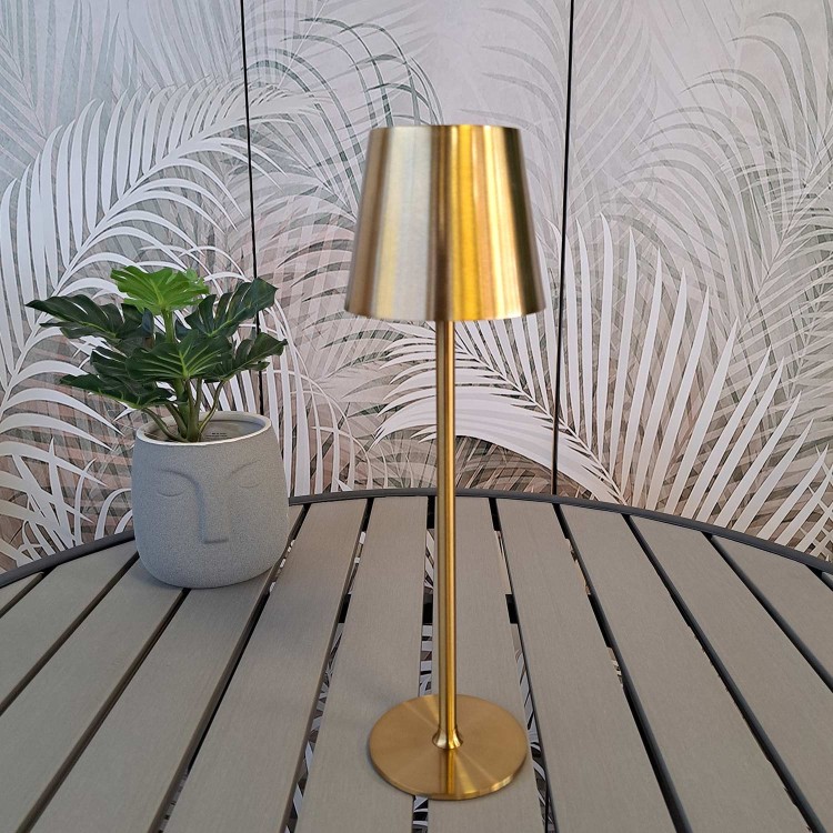 Cod. 3290-Cabled lampe de table en acier peint or