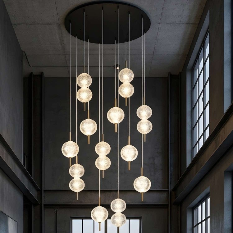 COD. 3323 LAMPADARIO A SOSPENSIONE LED IN ACRILICO E ACCIAIO DORATO