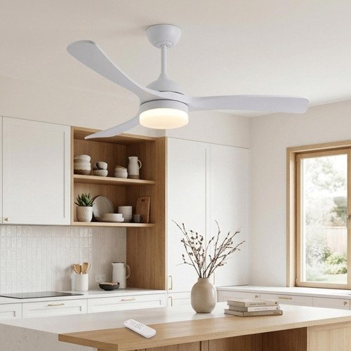 ART.-NR. 7088 LED-DECKENVENTILATOR DC WEISS UND FLÜGEL AUS WEISSEM HOLZ 20W Ø132CM