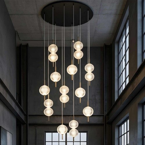 RÉF. 3338 LUSTRE 12 LUMIÈRES EN ACRYLIQUE ET ACIER DORÉ