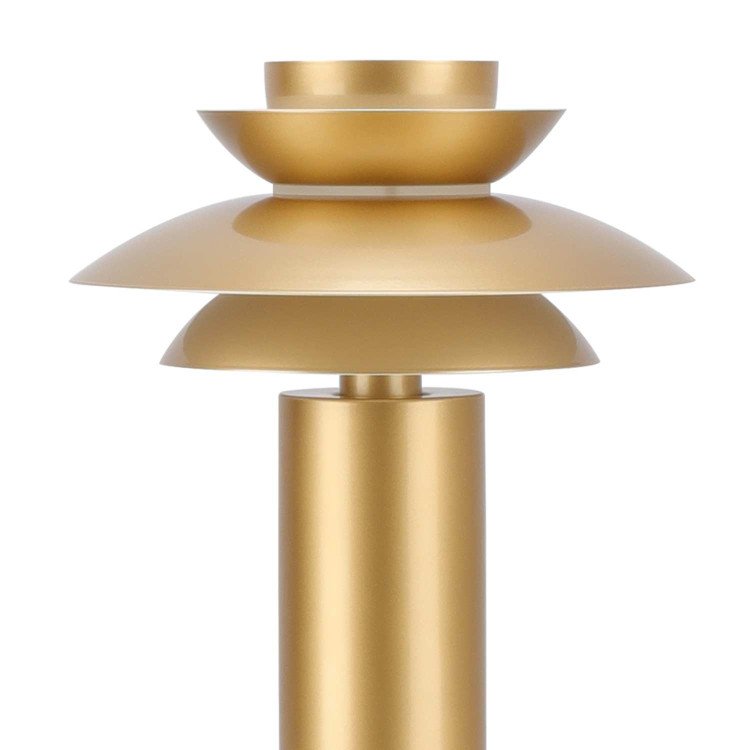 CÓD.9072 CANDEEIRO DE MESA EM AÇO PINTADO DOURADO Ø30 CM