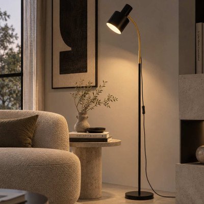 CÓD.9083 CANDEEIRO DE PÉ EM AÇO PINTADO PRETO E DOURADO